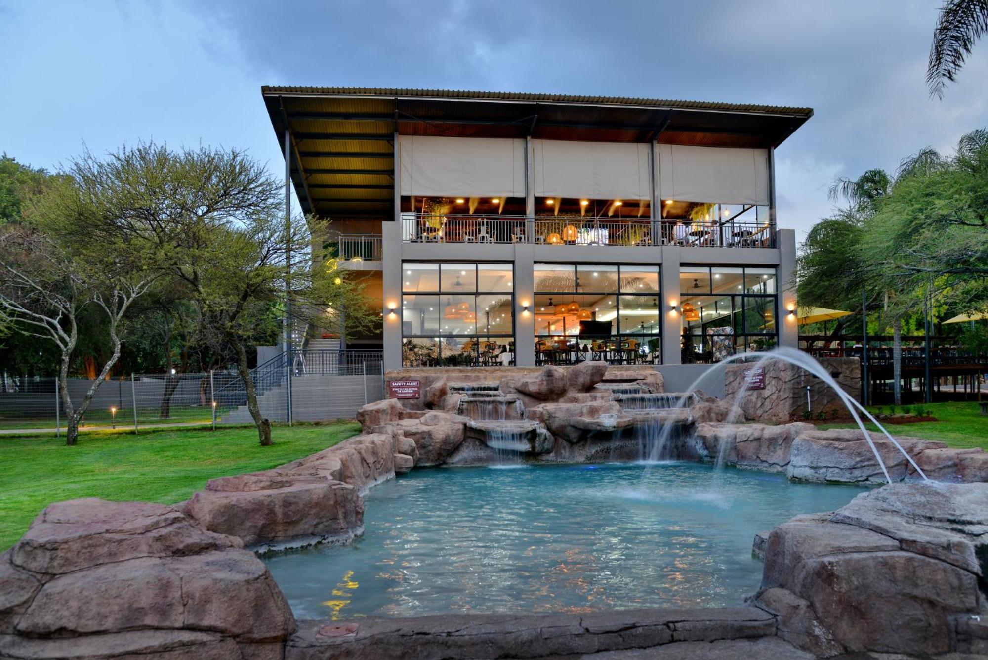 Seasons Golf, Leisure, Spa ฮาร์ทบีสบูร์ท ภายนอก รูปภาพ