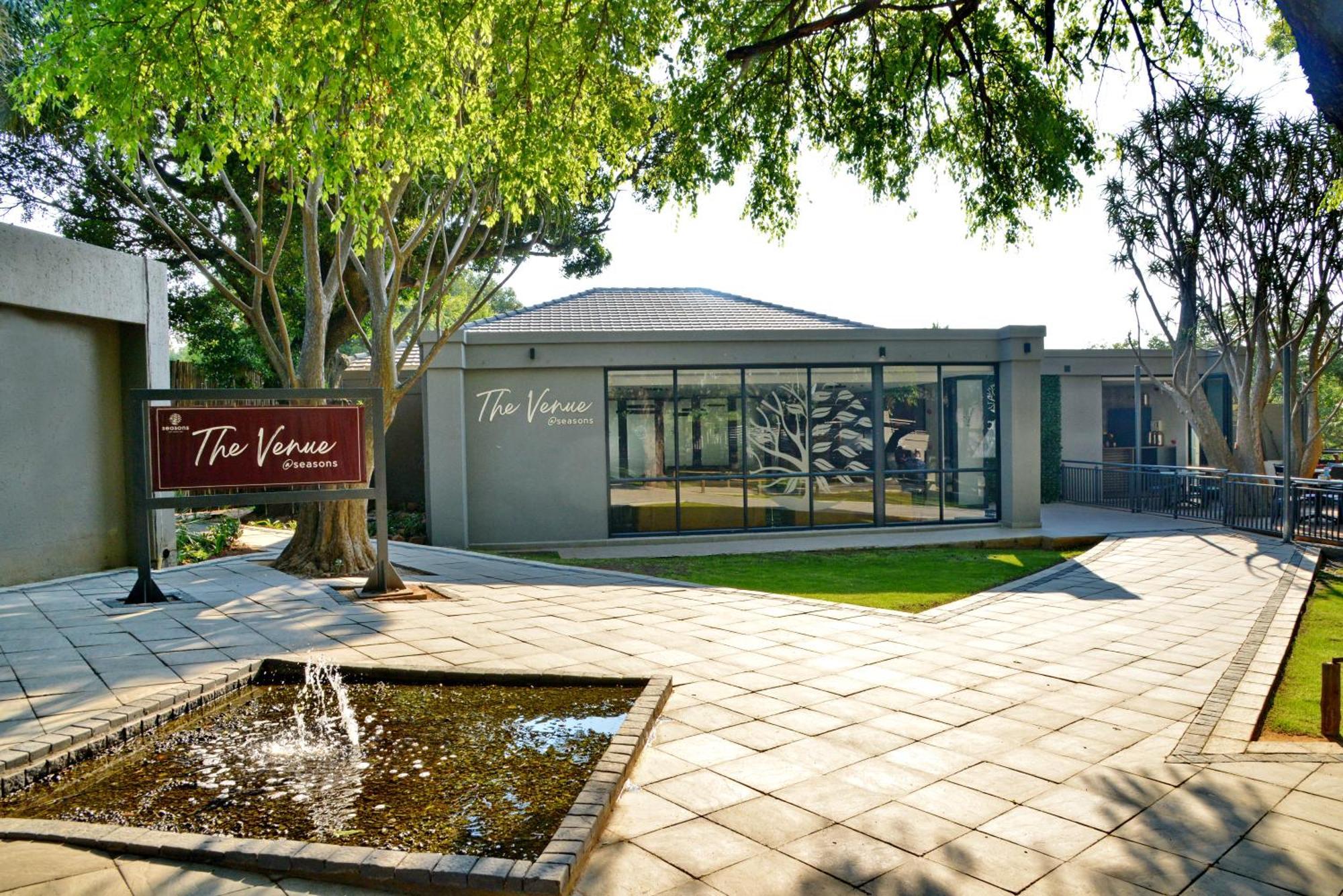 Seasons Golf, Leisure, Spa ฮาร์ทบีสบูร์ท ภายนอก รูปภาพ