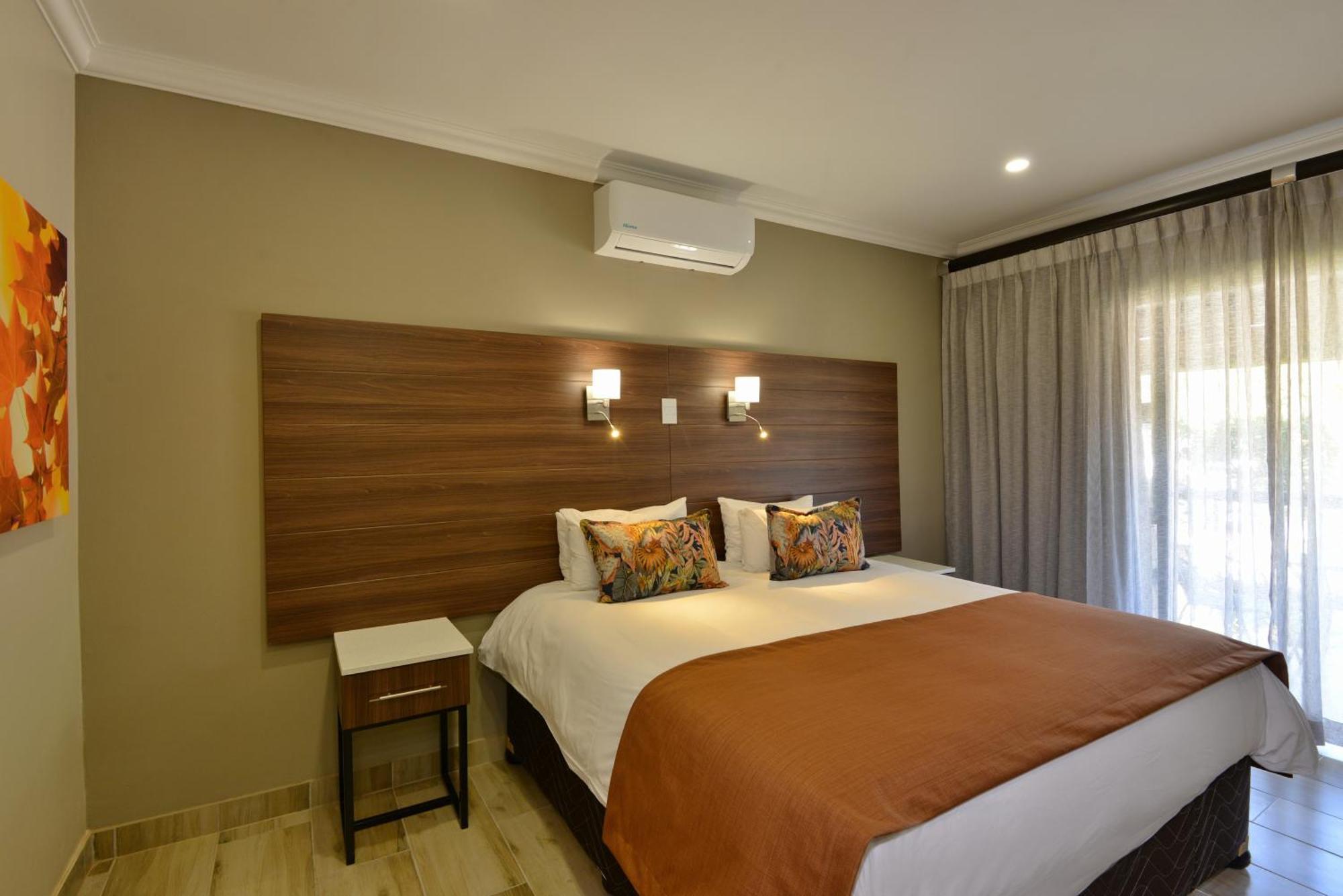 Seasons Golf, Leisure, Spa ฮาร์ทบีสบูร์ท ภายนอก รูปภาพ